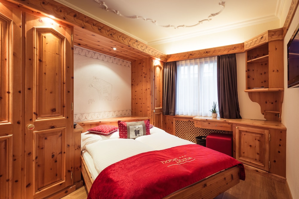 Economy Double Room, Private Bathroom