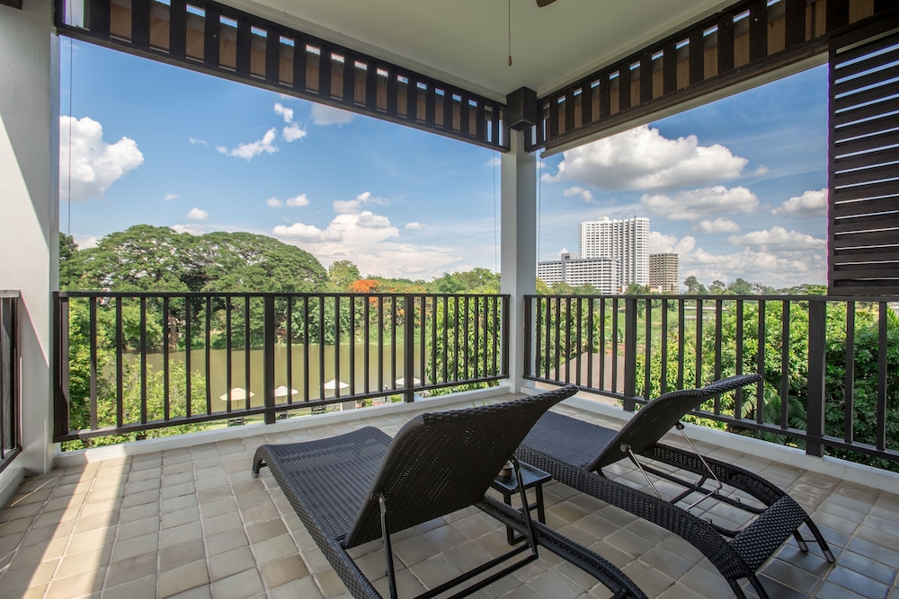 Suite, River View (White Elephant) - Photo 2