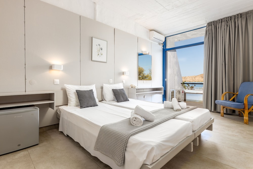 Family Room, Sea View