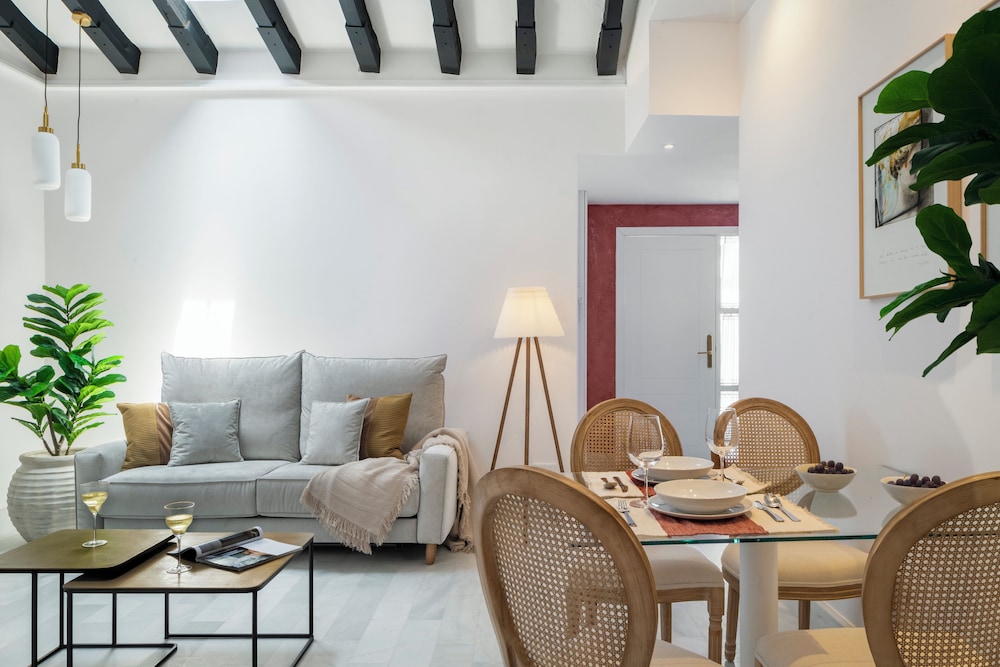 Premium Apartment