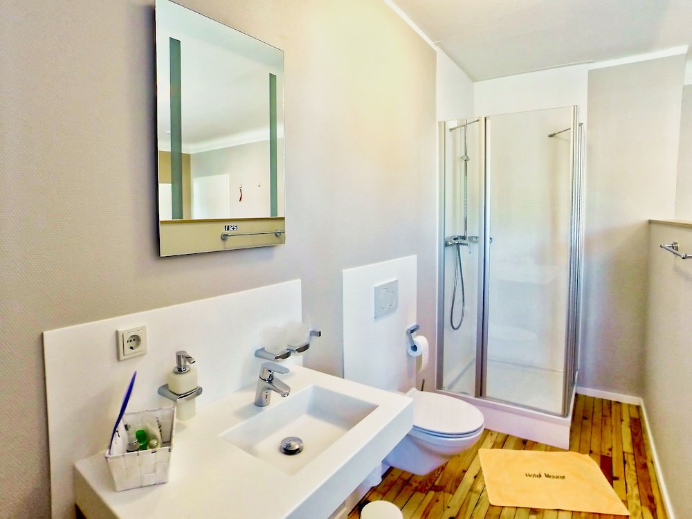 Deluxe Single Room photo 3