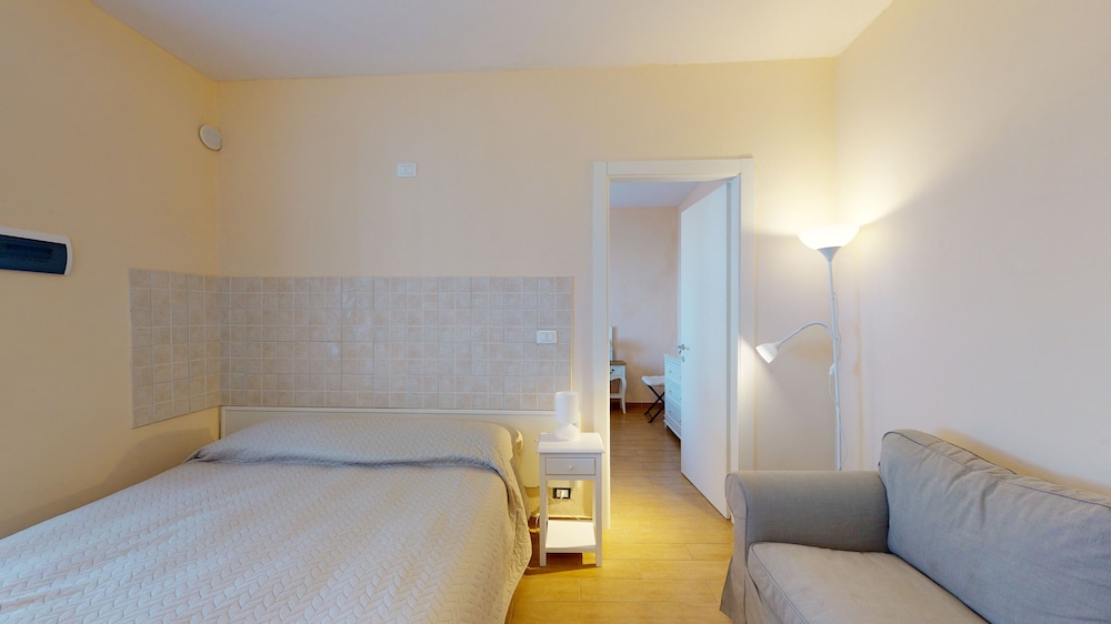 Superior Quadruple Room, 2 Bedrooms, Private Bathroom photo 3