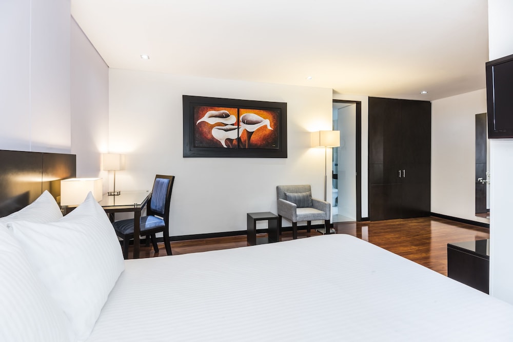 Superior Room, 1 Queen Bed - Photo 3