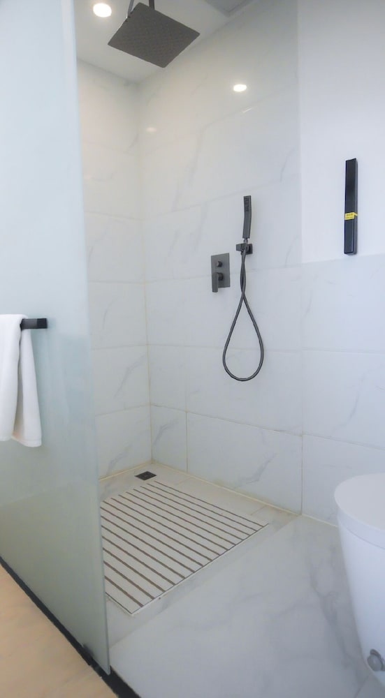 Deluxe Double Room, 2 Double Beds, Balcony, Pool View photo 3