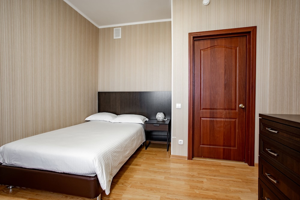 Apartment, 3 Bedrooms (for 5 Adults) photo 2