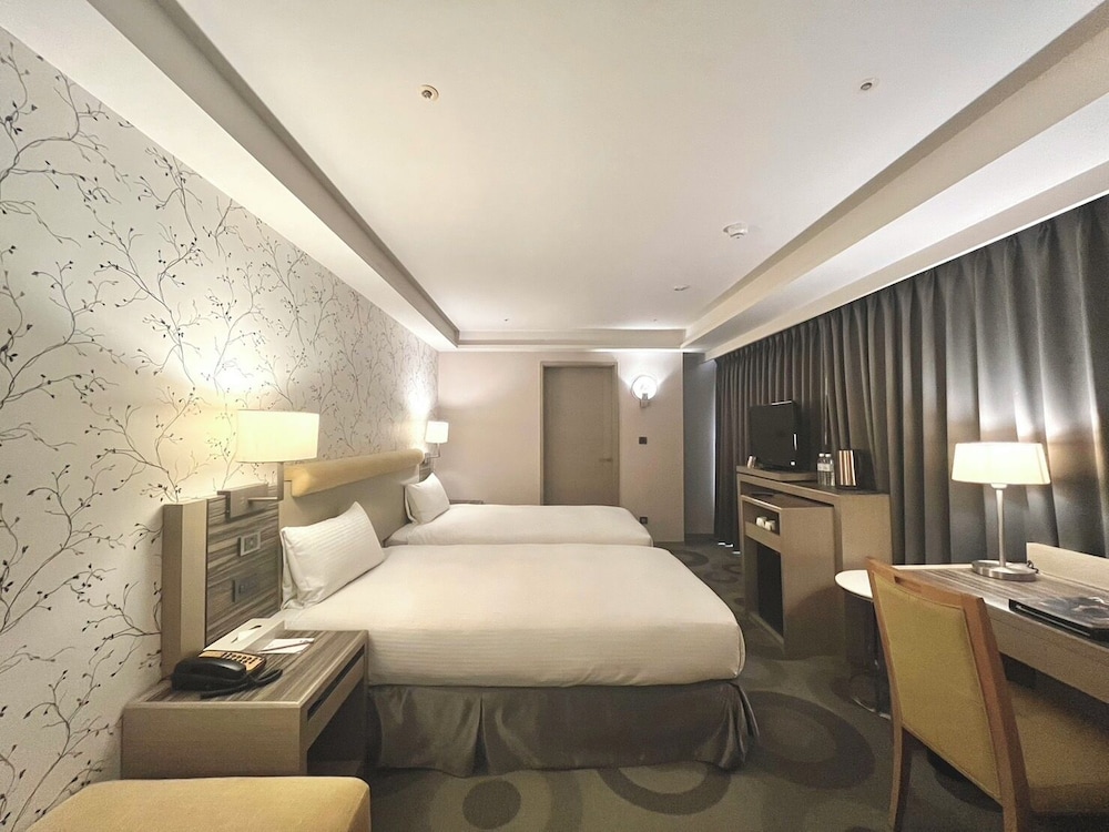 Standard Twin Room, 2 Twin Beds - Photo 2