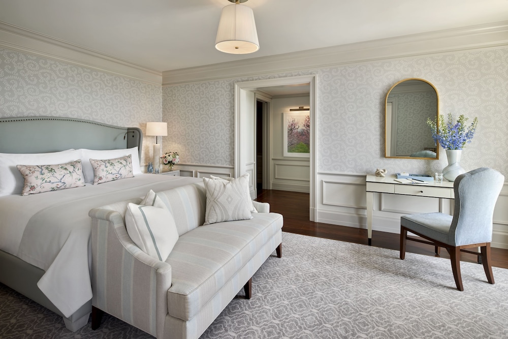 Suite (Estate) photo 1