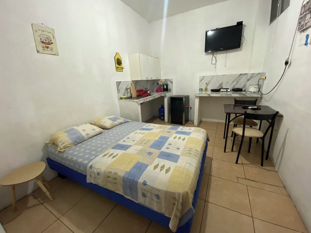 Junior Studio Suite