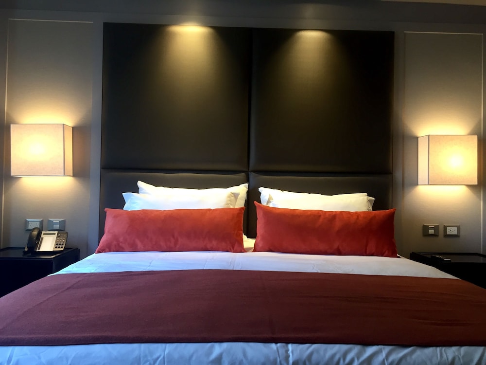 Superior Room thumbnail 5