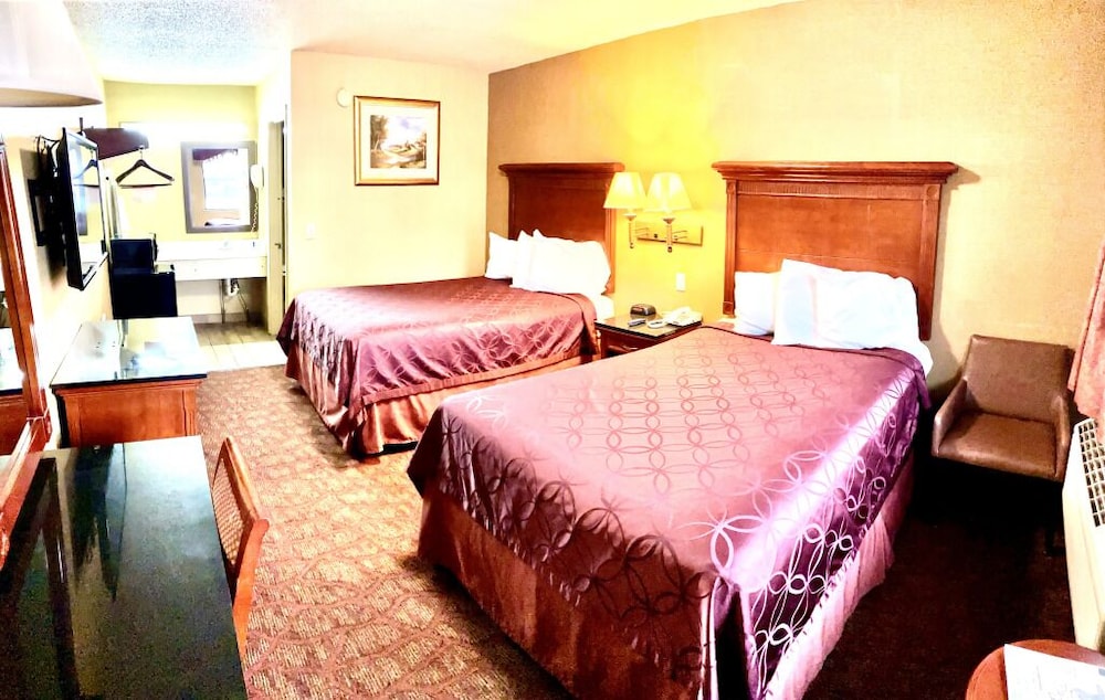 Standard Room, 2 Double Beds photo 1