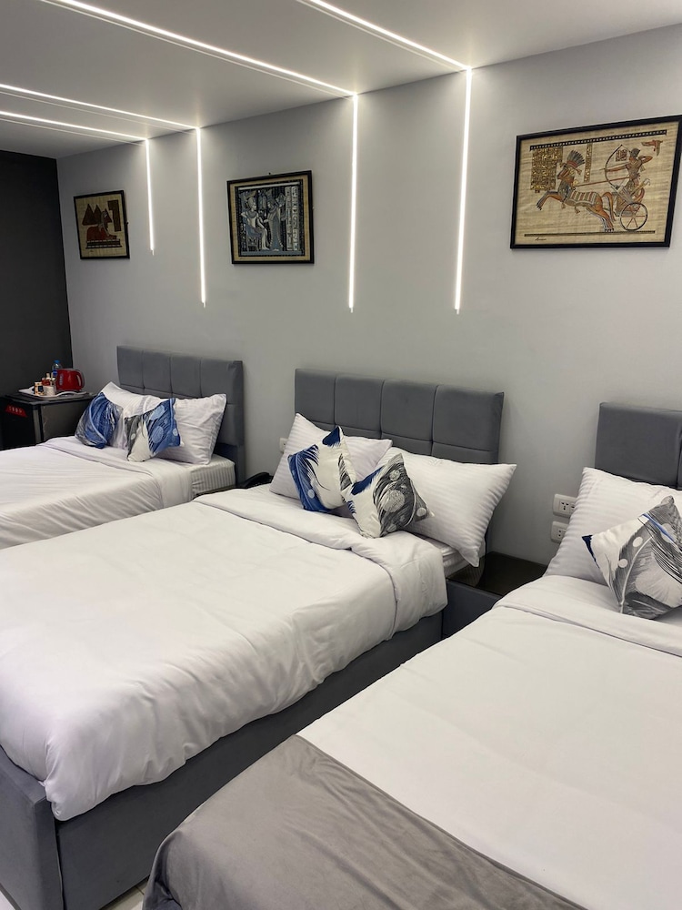 Deluxe Triple Room photo 1
