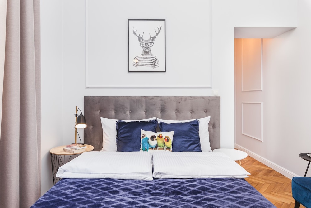 3. Private Room - Traveler's Best Choice