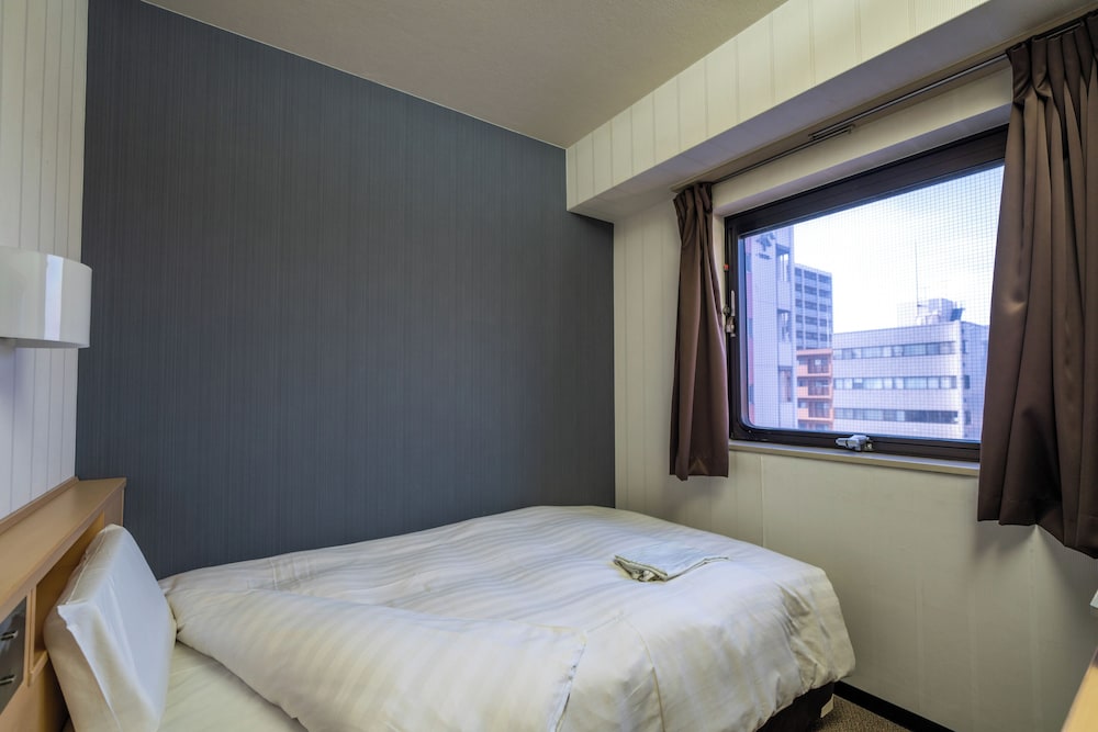 Classic Single Room, Smoking