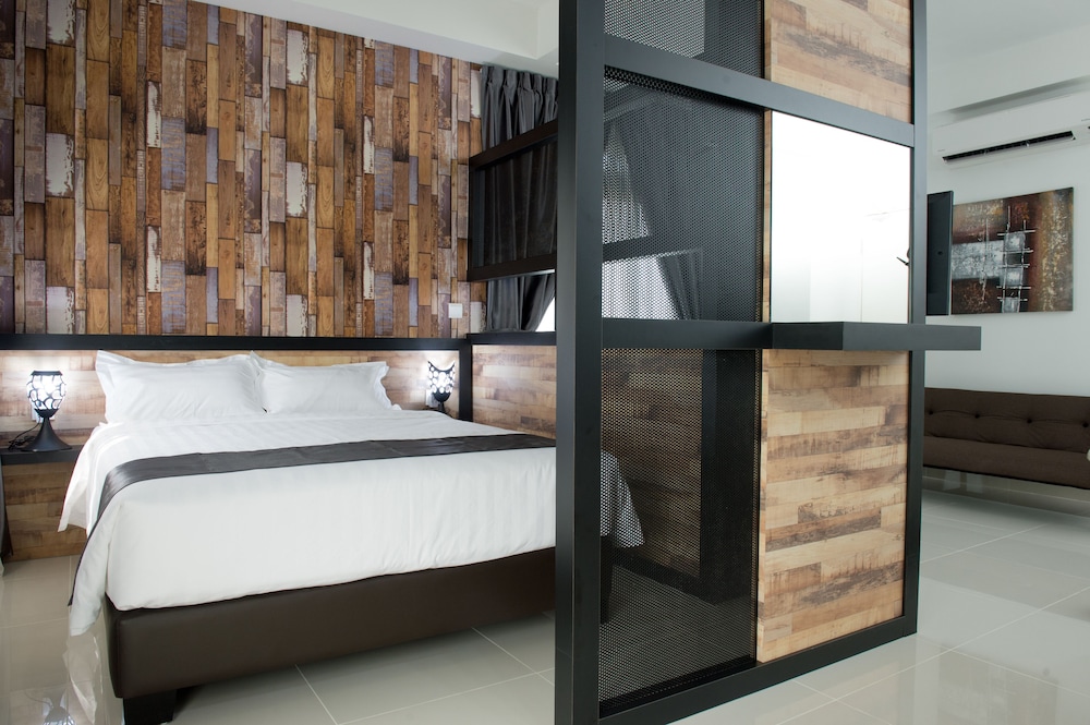 Premier Double Room, City View photo 2