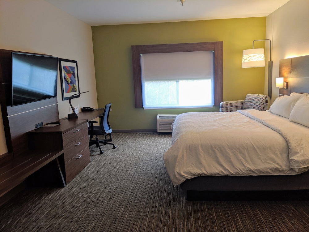 Standard Room, 1 King Bed, Accessible (Communications, Accessible Tub) photo 1