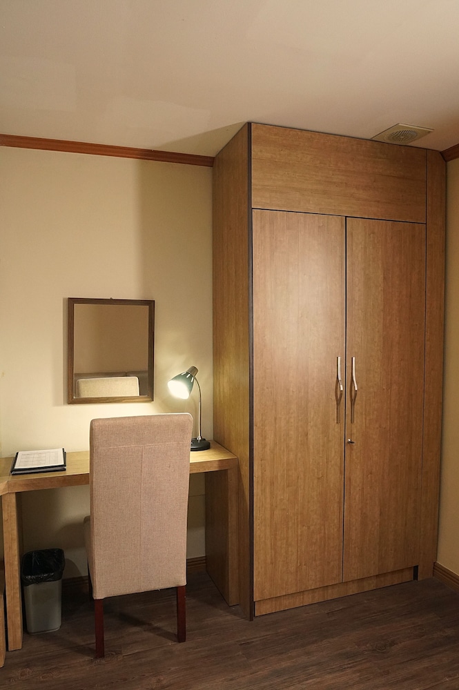Deluxe Double Room, 1 Queen Bed, Non Smoking - Photo 15