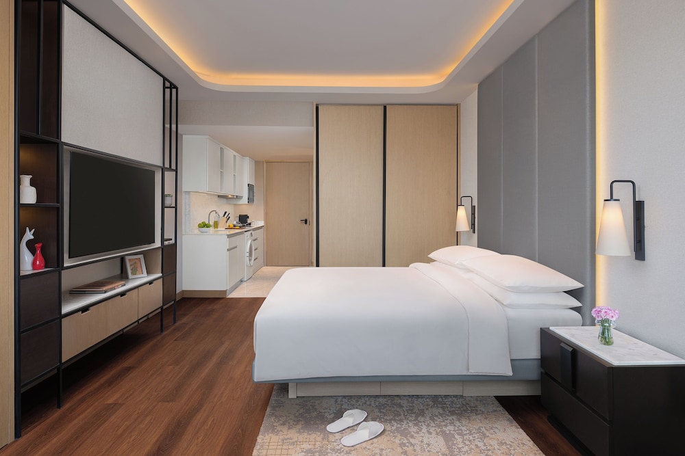 Studio, 1 King Bed