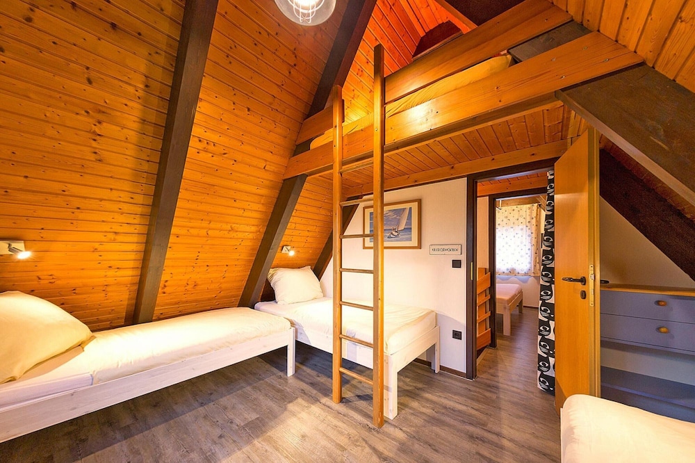 Classic House, 3 Bedrooms photo 1