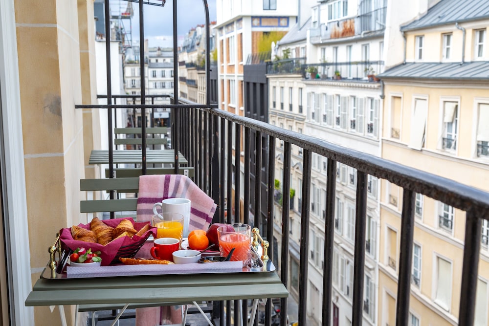 Double or Twin Balcony Room
