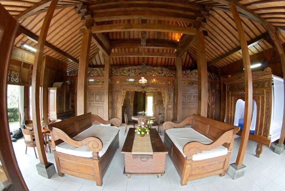 Villa (Joglo 3) photo 1