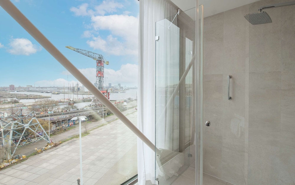 Superior Room, 1 Queen Bed, Non Smoking (Water View)
