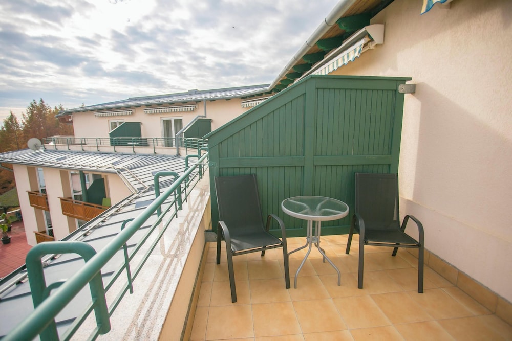 Panoramic Single Room, Balcony photo 3