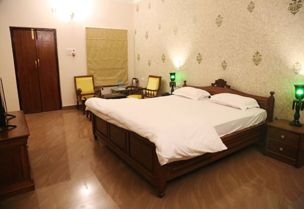 Super Deluxe Room - Photo 3