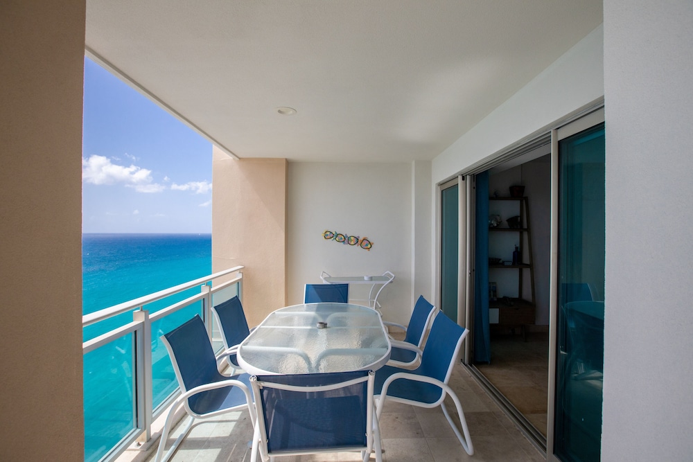 Family Condo photo 2