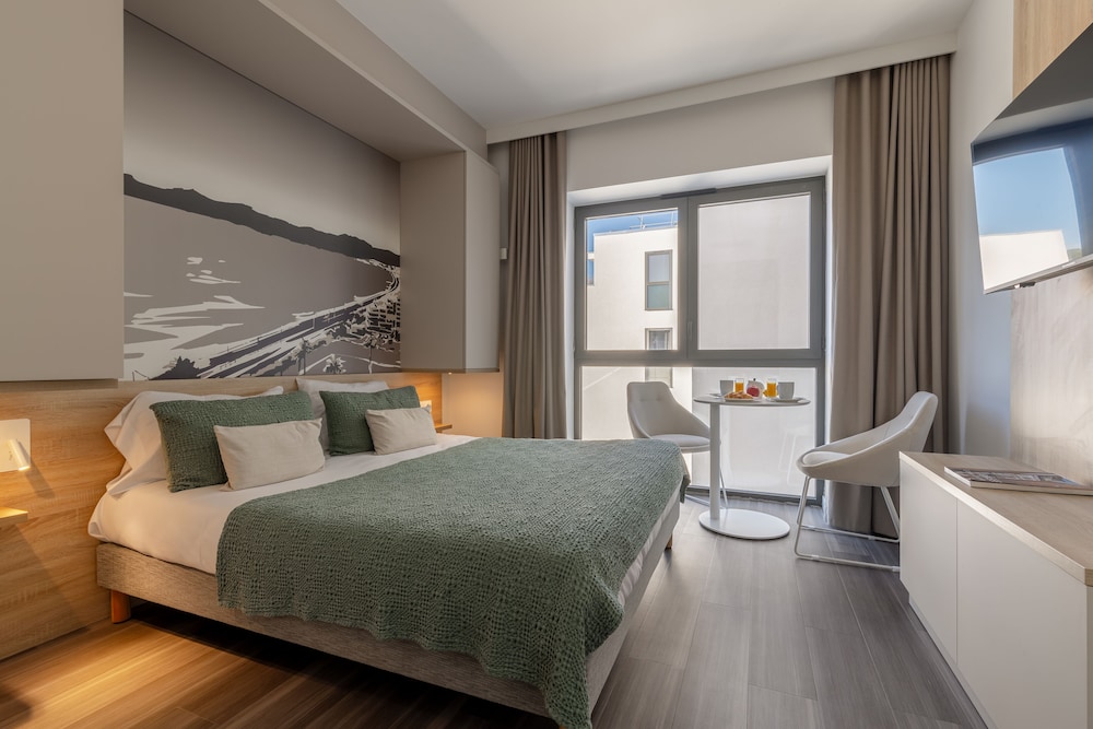 Chambre Double ou avec Lits jumeaux terrasse (Sans Cuisine)