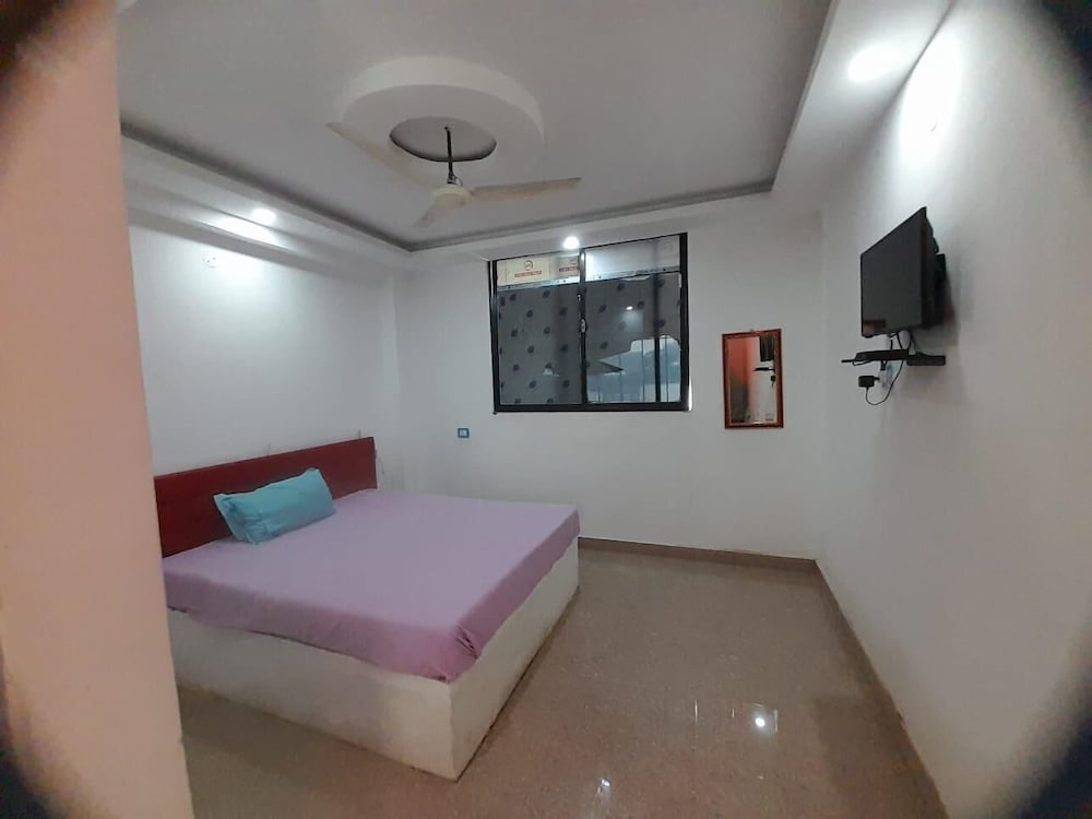 Deluxe Double Room photo 3
