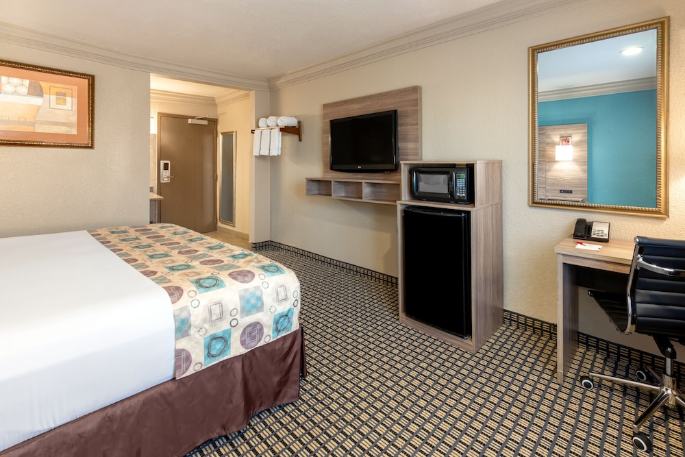 Ramada by Wyndham Houston Intercontinental Airport South, 写真 3