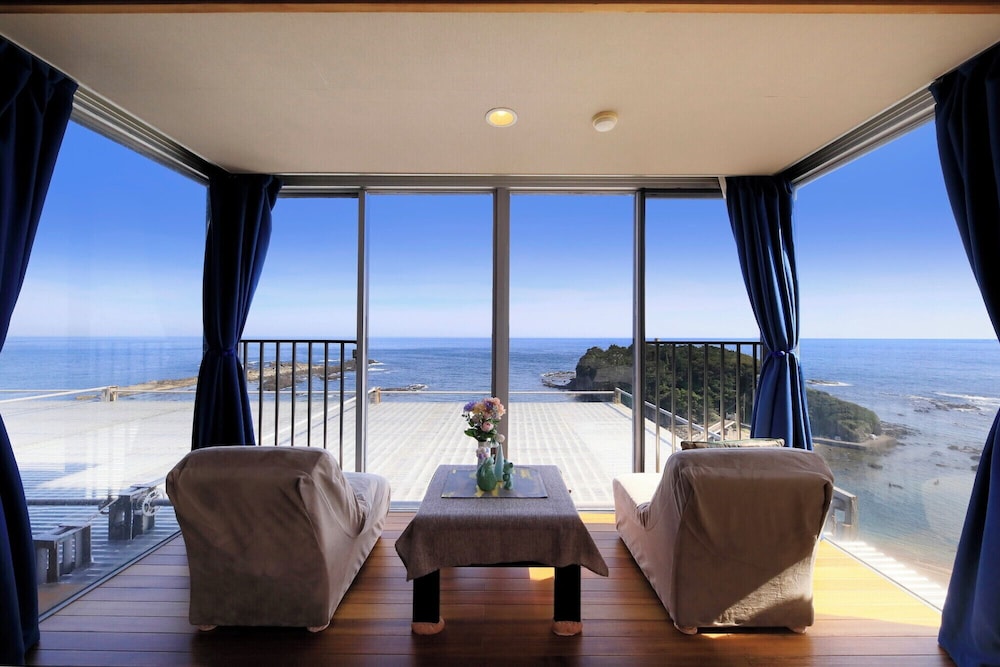 Deluxe Double or Twin Room with Ocean View, Non Smoking - Photo 11