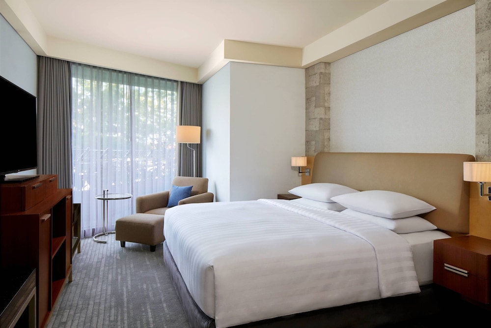 Presidential Suite, 1 Bedroom, City View (Balcony) photo 2