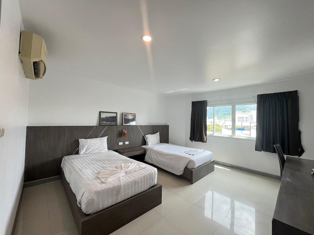 Superior Twin Room - Photo 1
