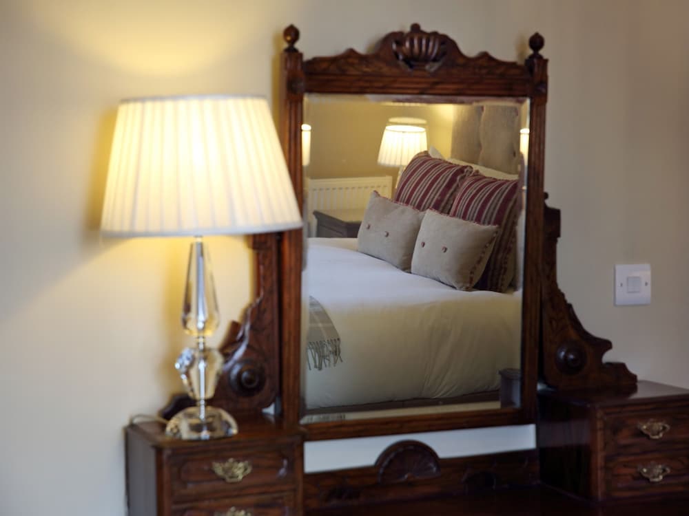 Classic Double Room, Ensuite photo 3