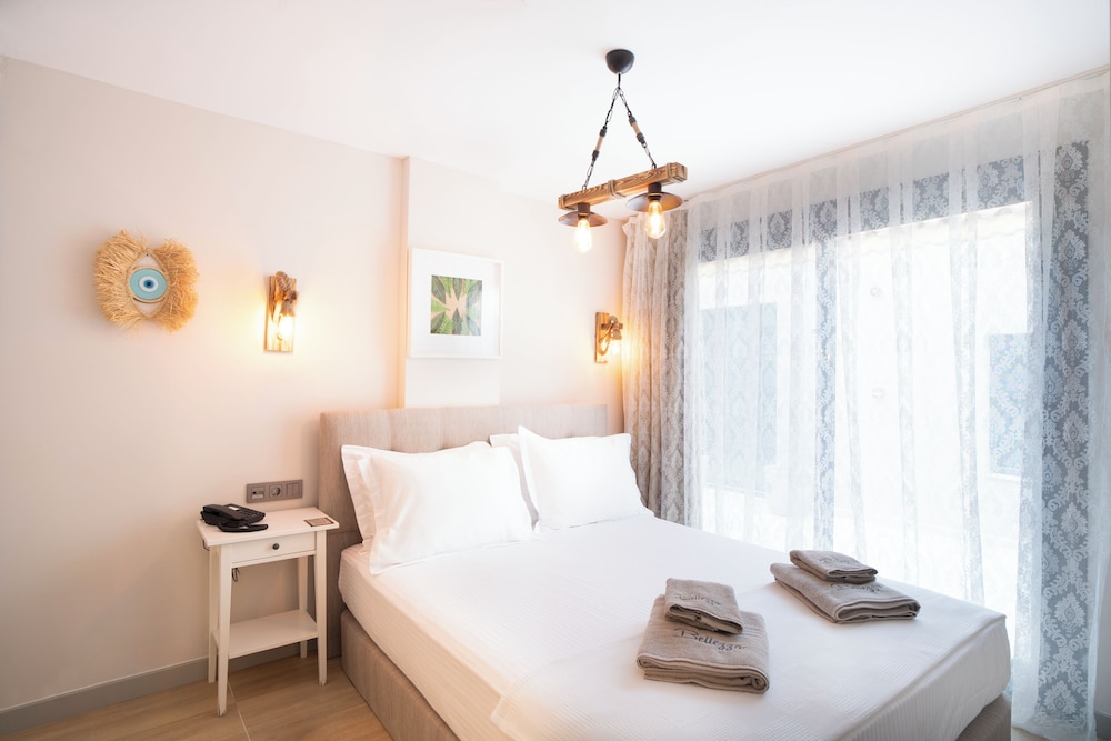 Design Room, 1 Queen Bed, Garden View photo 1