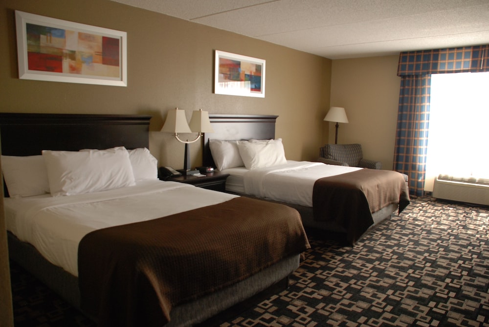 Room, 2 Queen Beds photo 1