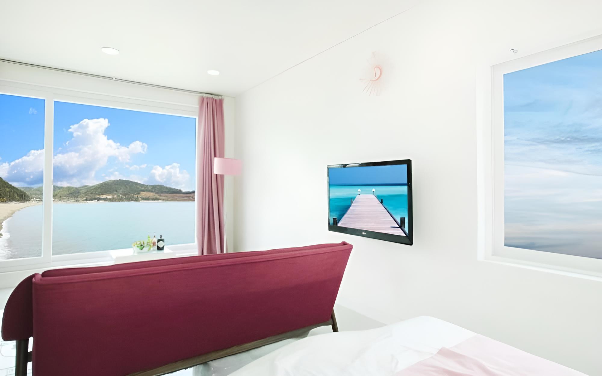 Room (Magnolia (2nd floor Ocean View)) - Photo 2
