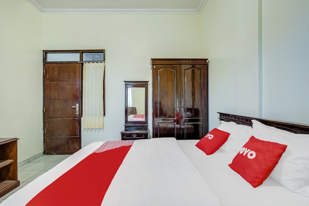 Standard Double Room - Photo 8