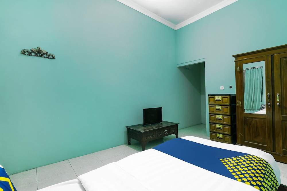 Basic Single Room photo 3