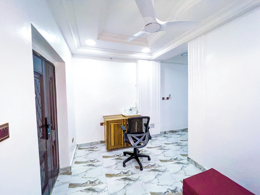 Executive Apartment photo 3