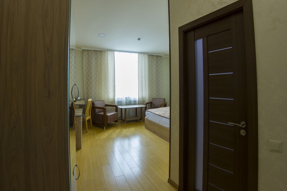 Standard Twin Room, Non Smoking photo 3