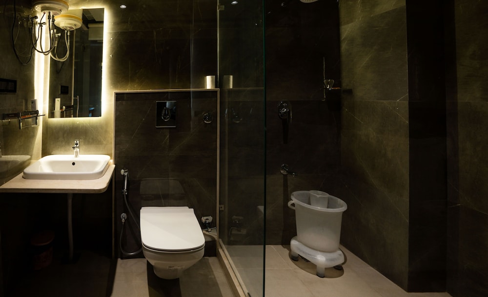 Super Deluxe Room - Photo 4