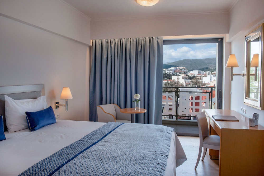 Deluxe Room, Sea View - Photo 1