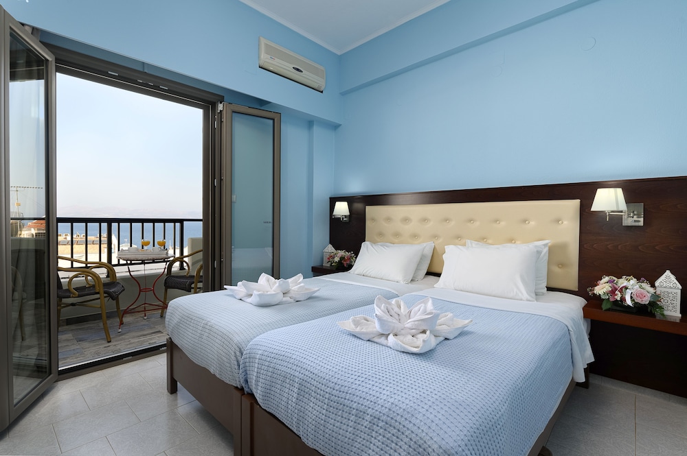 Double or Twin Room, Sea View photo 1