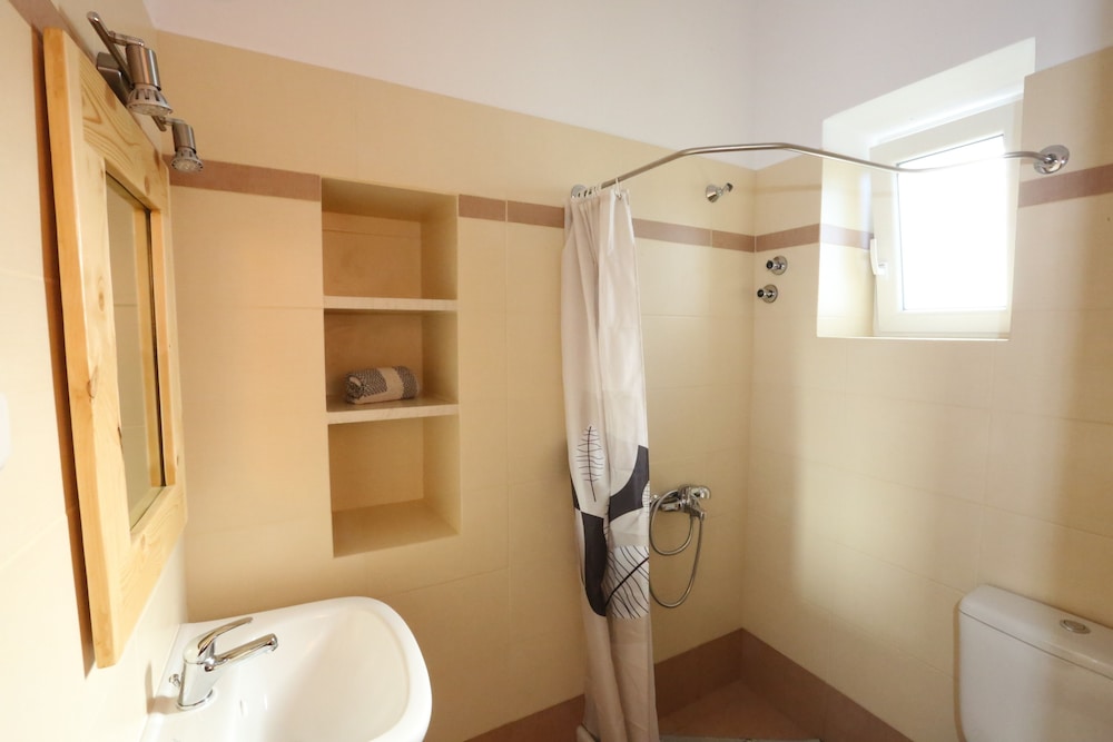 Standard Double Room, 1 Bedroom photo 3