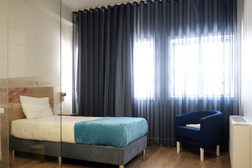 Single Room photo 1