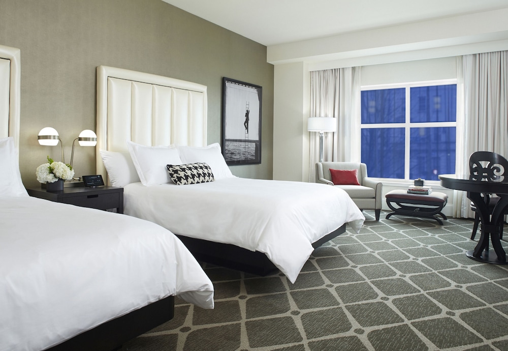 Room, 2 Queen Beds (Kenmore) - Photo 3
