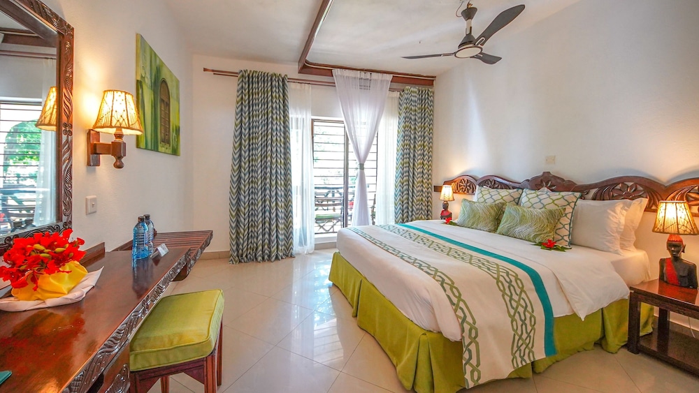 Double or Twin Room, Garden View - Photo 6