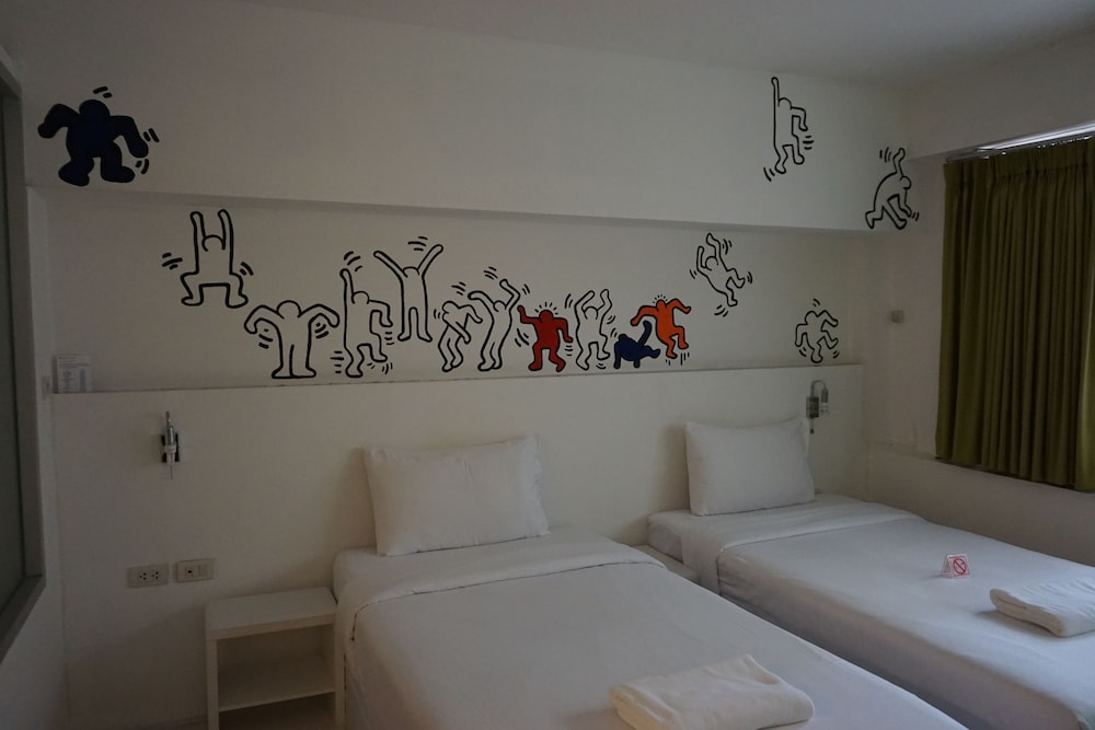 Standard Twin Room photo 2